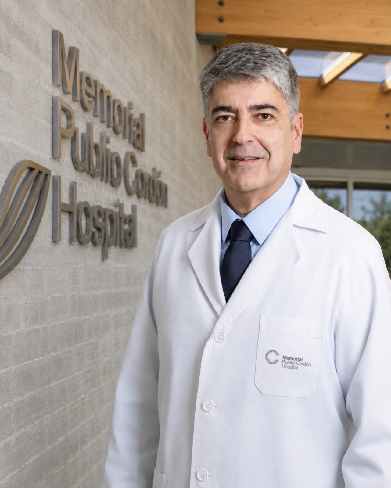 El Dr. Julio De la Morena en el Hospital Memorial Publio Cordón
